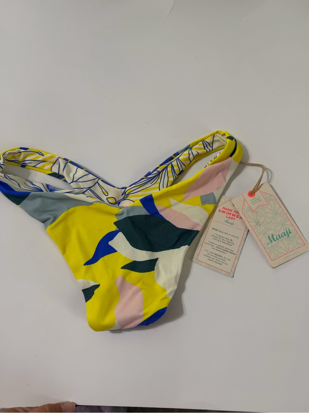 Maaji swim‎ bikini bottoms reversible new size small NWT cheeky style beachwear